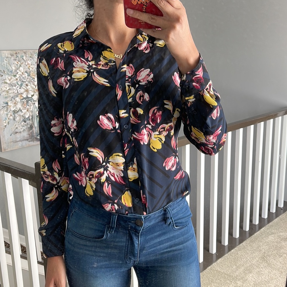 NWOT banana republic blouse